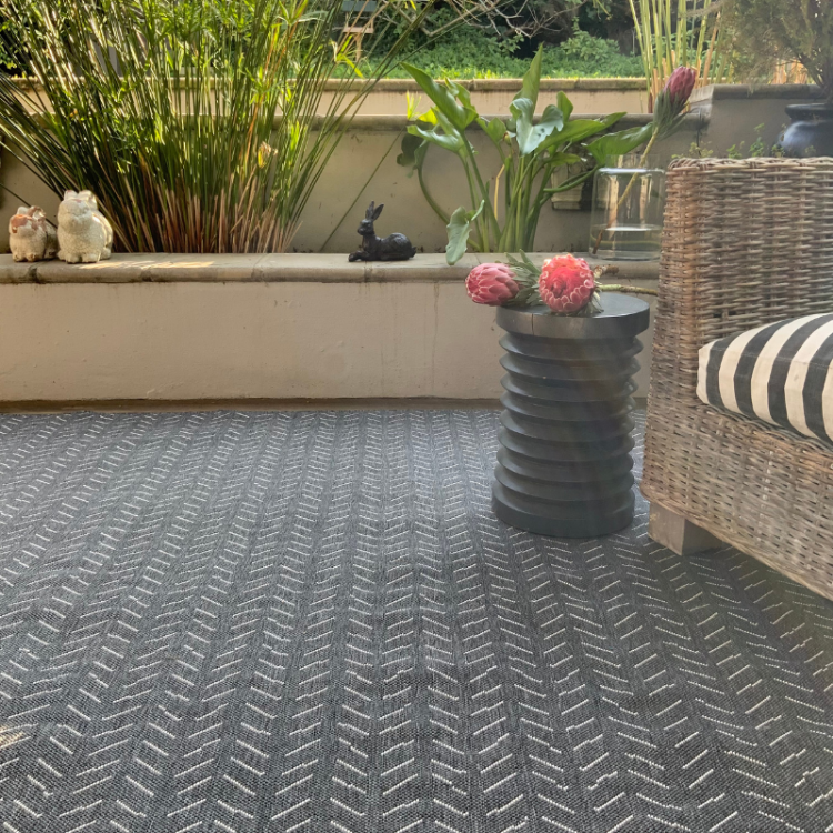 Picture of PEAKS GREY (reversible)