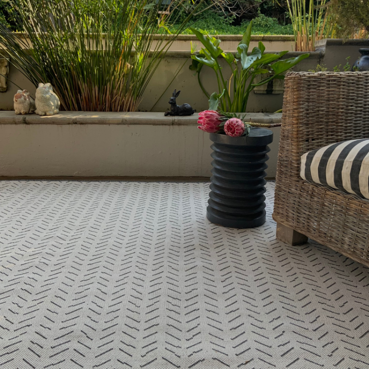 Picture of PEAKS GREY (reversible)