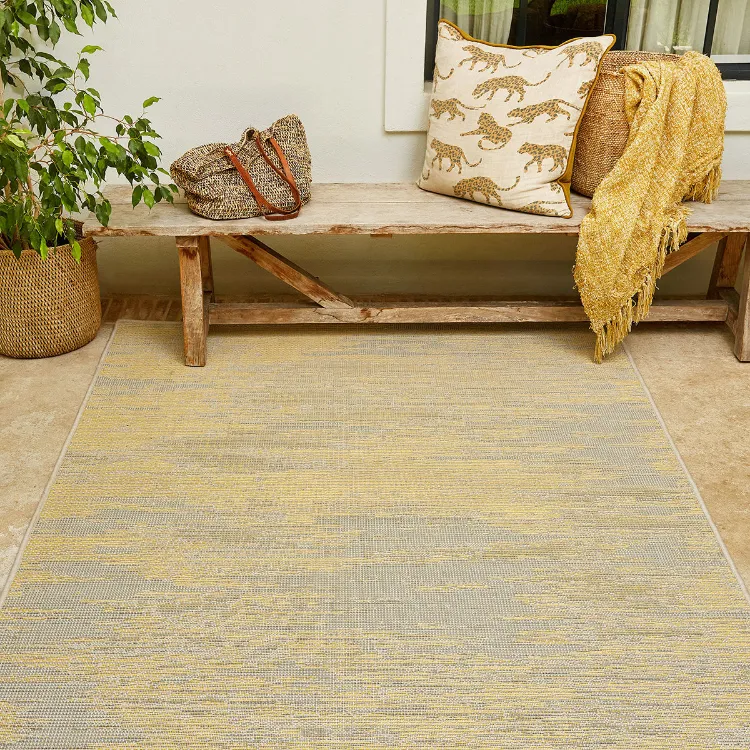 Picture of 3.00 x 4.00 CONCRETE YELLOW RUG 