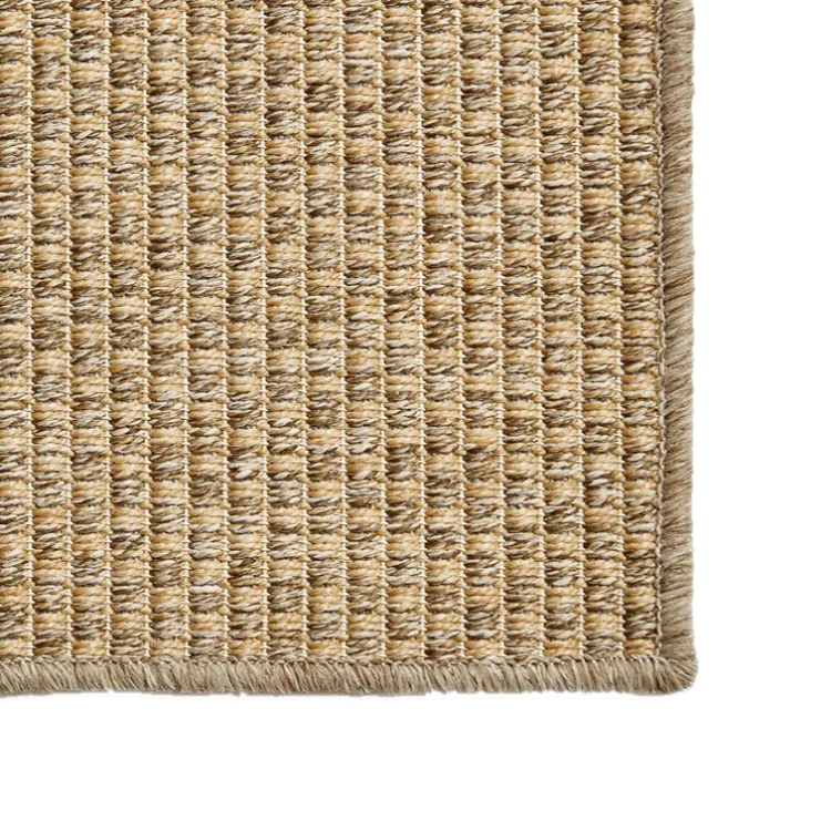 Picture of Chunky Boucle Camel Short Outdoor Runner